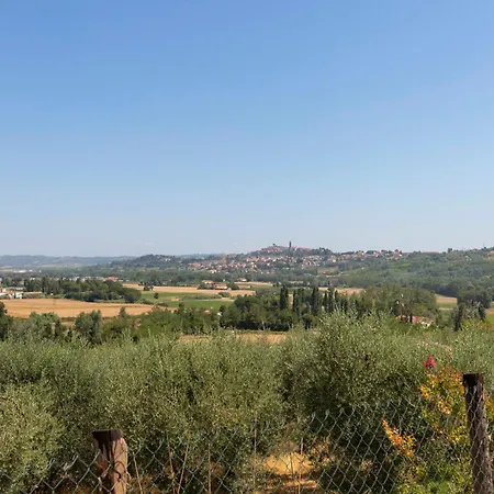 アパート La Proda